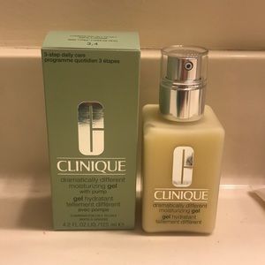 Clinique Dramatically different moisturizing gel